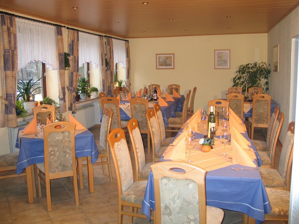 Hotel Restaurant Gunsetal Bad Berleburg Ngoại thất bức ảnh